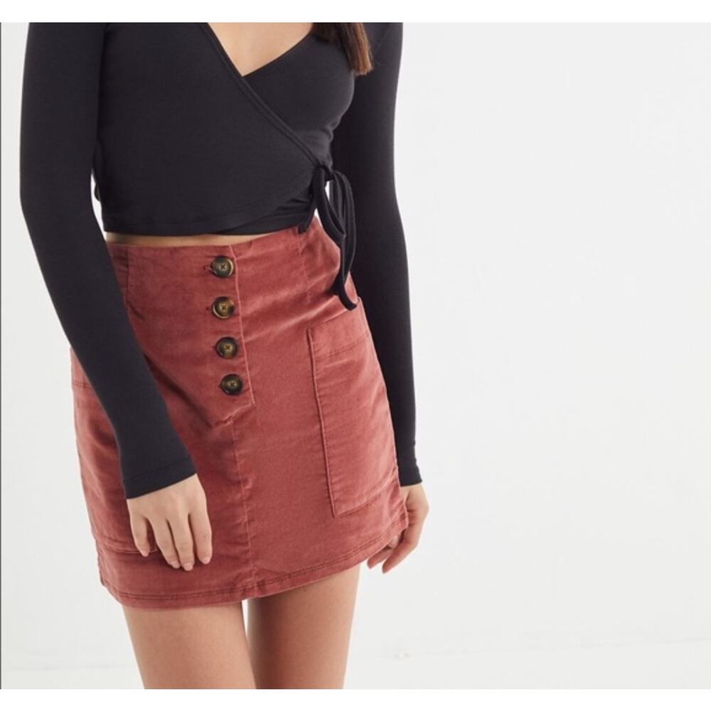BDG Kendri Rust Orange Curdoroy Mini Skirt w/ Deep Pockets Size Medium